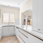 Caesarstone_White Kitchen Benchtop_Organic White_Colour 4
