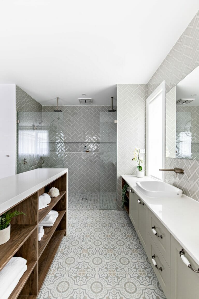 Organic_White_4600_Better_Built_Homes_bathroom_1.jpg