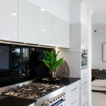 Stylemaster_Homes___Lakeview___Kitchen_Jet_Black__3_.jpg