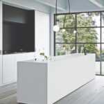 6011_Intense_White_Caesarstone_Kitchen_01.jpg